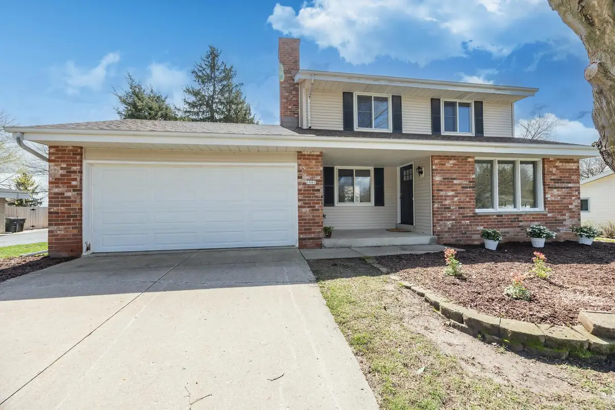 1501 Grandview AVENUE, Oconomowoc, WI 53066 - #1