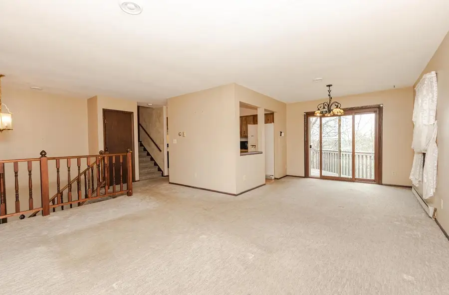 W287N6453 Highland COURT, Hartland, WI 53029 - #2