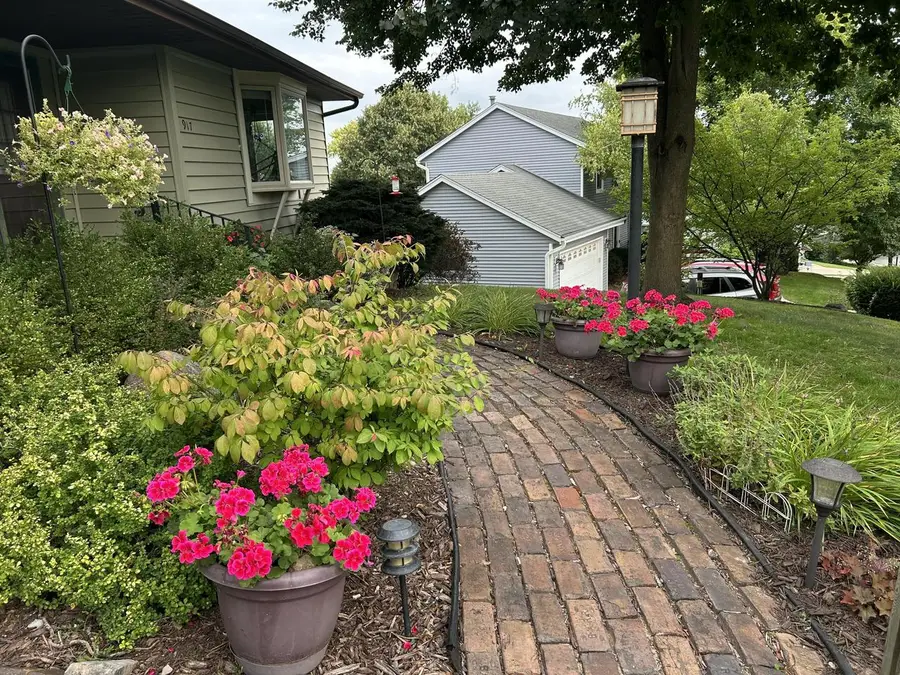 917 Howard STREET, Waukesha, WI 53188 - #2