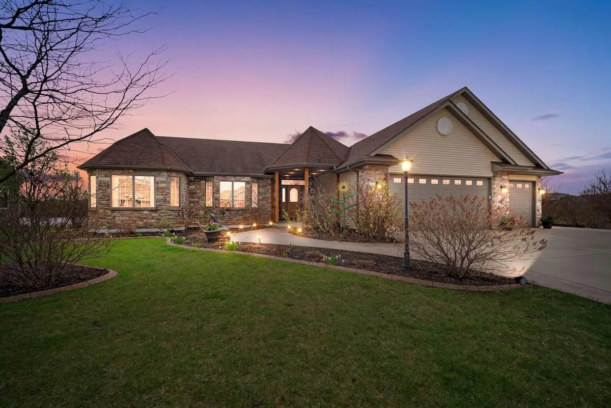 2203 Penbrook DRIVE, Mount Pleasant, WI 53406 - #1