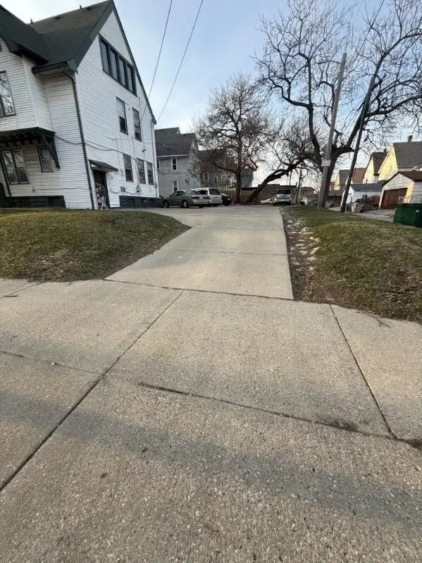 924 19th STREET, Milwaukee, WI 53204 - #3