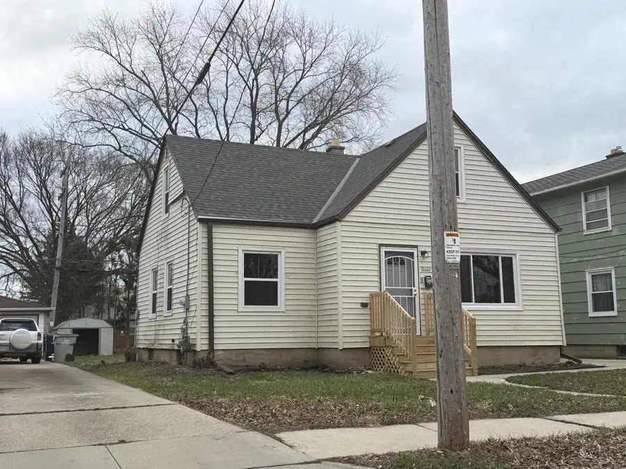 5122 N 47th STREET, Milwaukee, WI 53218 - #3
