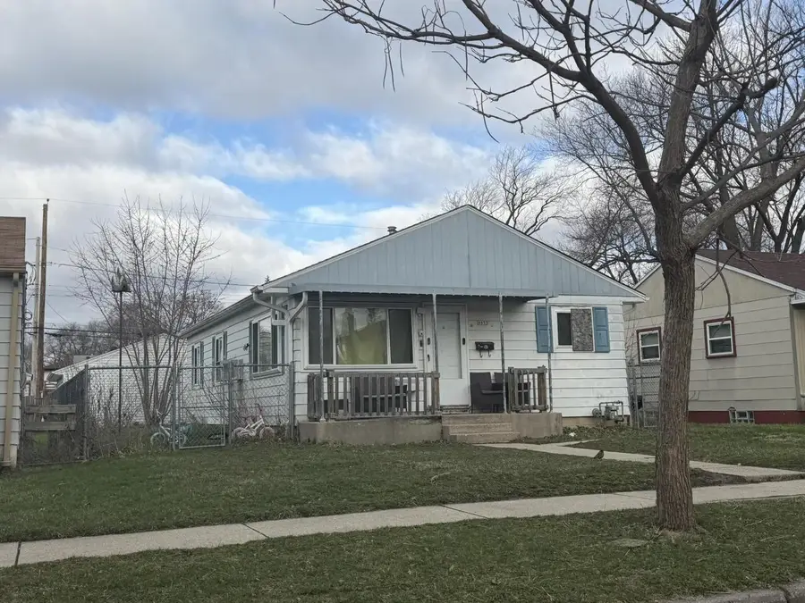 4953 N 52nd STREET, Milwaukee, WI 53218 - #3