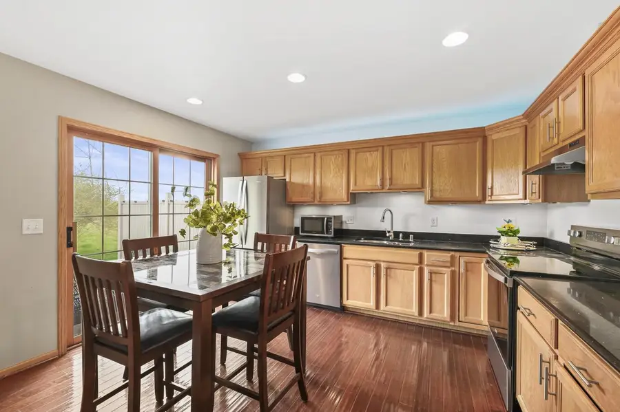 1570 Iroquois AVENUE, Grafton, WI 53024 - #3