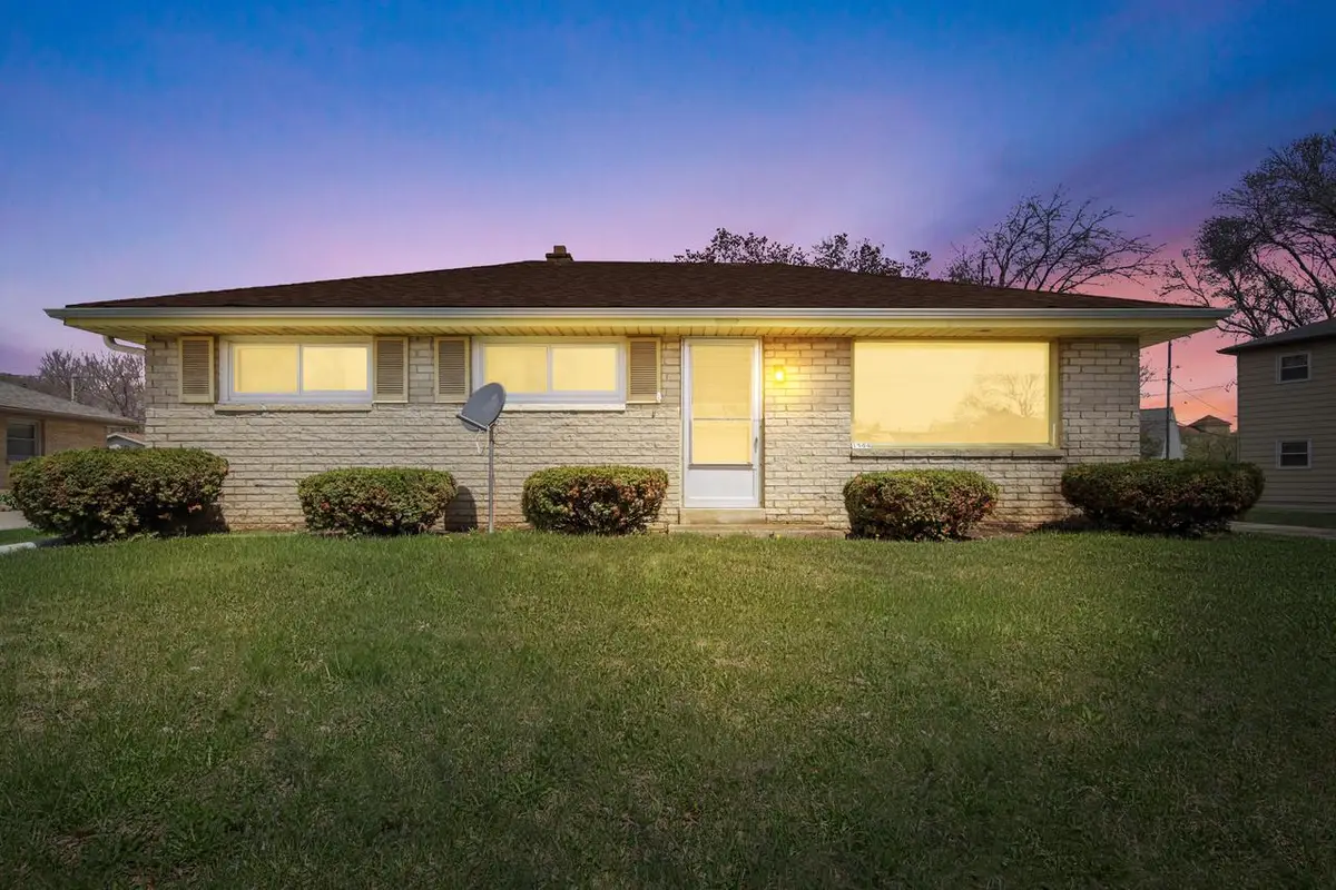 1504 W Leroy AVENUE, Milwaukee, WI 53221 - #1