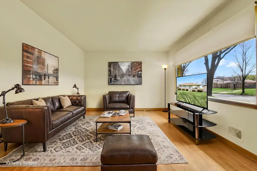 1504 W Leroy AVENUE, Milwaukee, WI 53221 - #3