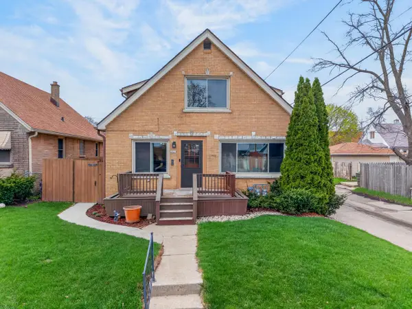 3521 S 11th STREET, Milwaukee, WI 53221