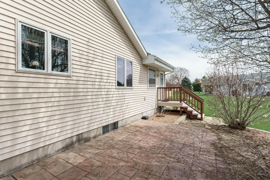705 Woodbridge TRAIL, Watertown, WI 53094 - #3