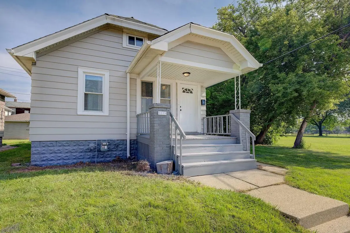 5114 W Burnham STREET, West Milwaukee, WI 53219 - #1