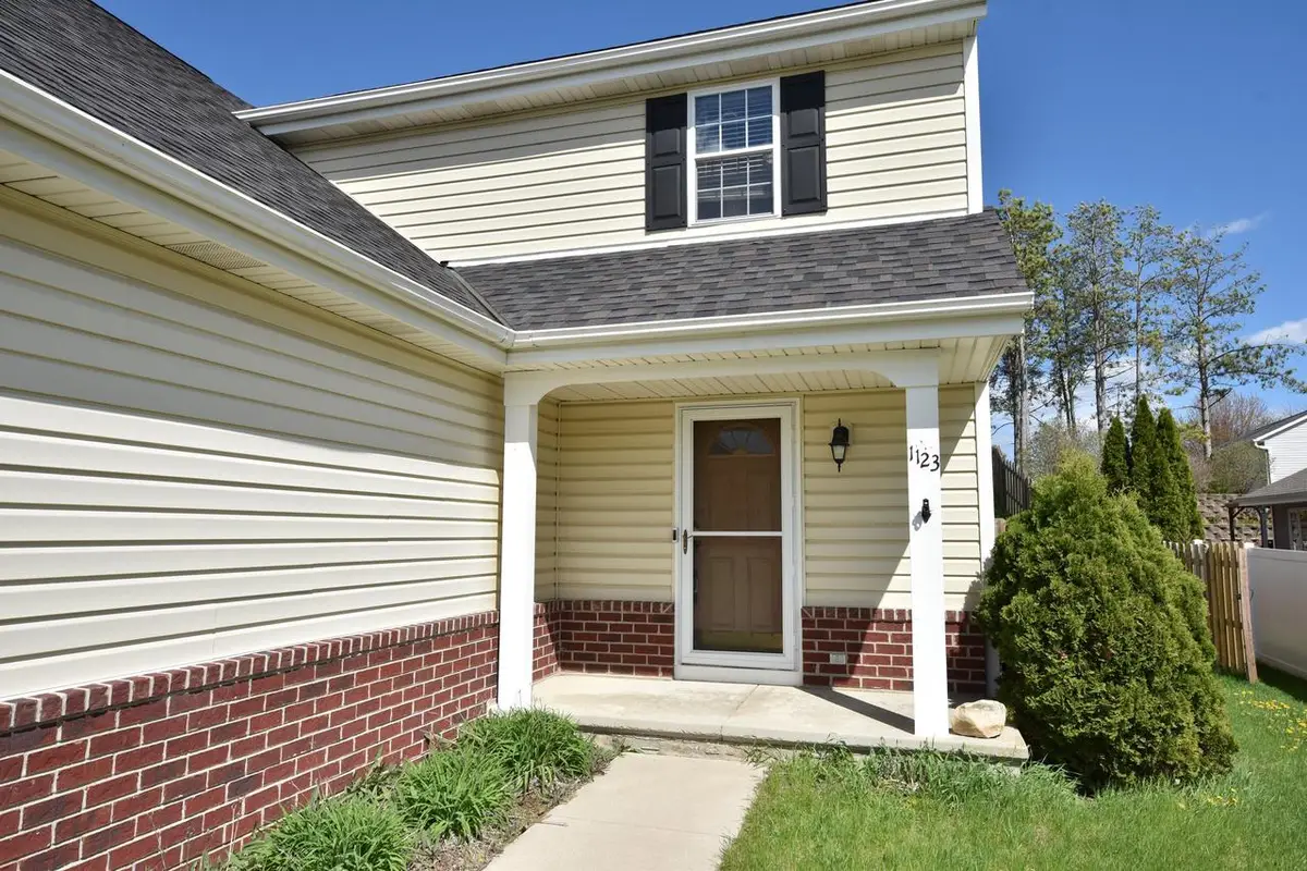 1123 White Sands COURT, West Bend, WI 53090 - #1