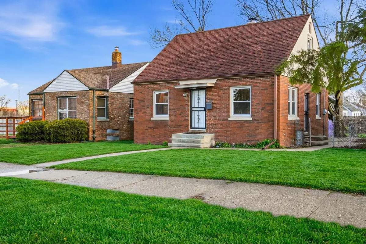 2924 roosevelt DRIVE, Milwaukee, WI 53216 - #1