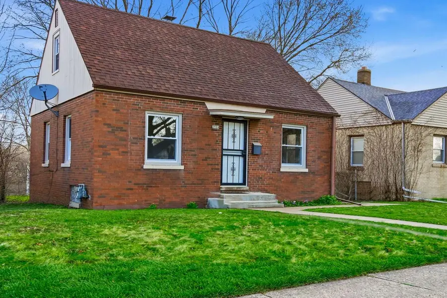 2924 roosevelt DRIVE, Milwaukee, WI 53216 - #3