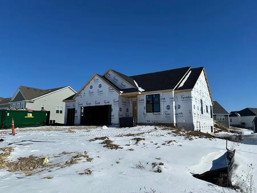 652 Mary WAY, Slinger, WI 53086 - #2