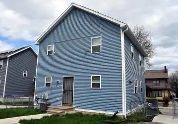 3279 N Dr William Finlayson STREET, Milwaukee, WI 53212 - #2