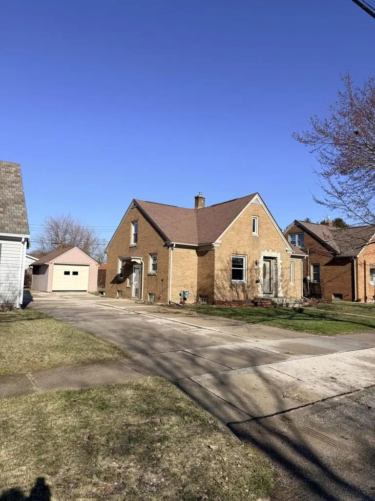 1608 S 16th STREET, Manitowoc, WI 54220 - #2