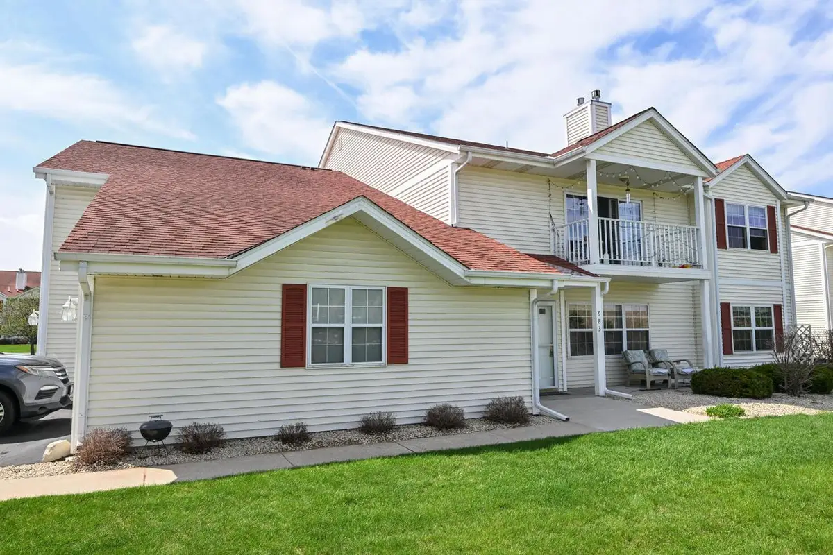 683 Wood River COURT #4, West Bend, WI 53095 - #1