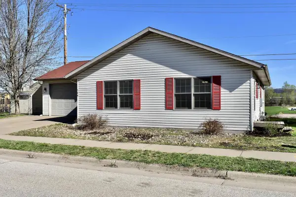 760 Jimmy Carter PLACE, Winona, MN 55987