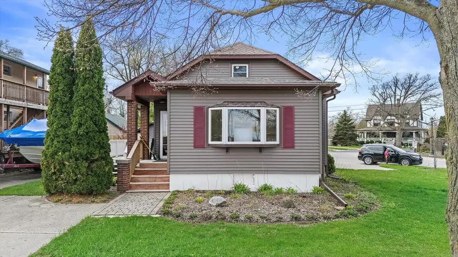 752 Wells STREET, Lake Geneva, WI 53147 - #3