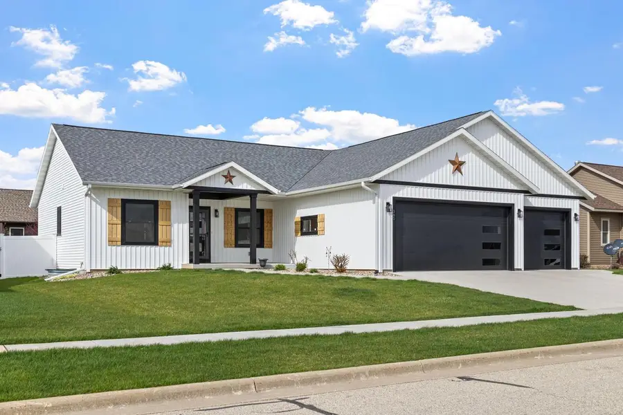 380 Lakewood STREET, West Salem, WI 54669 - #2