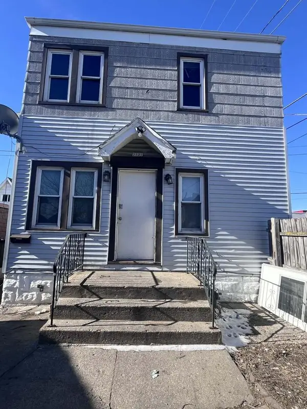 2321 12th STREET, Milwaukee, WI 53215