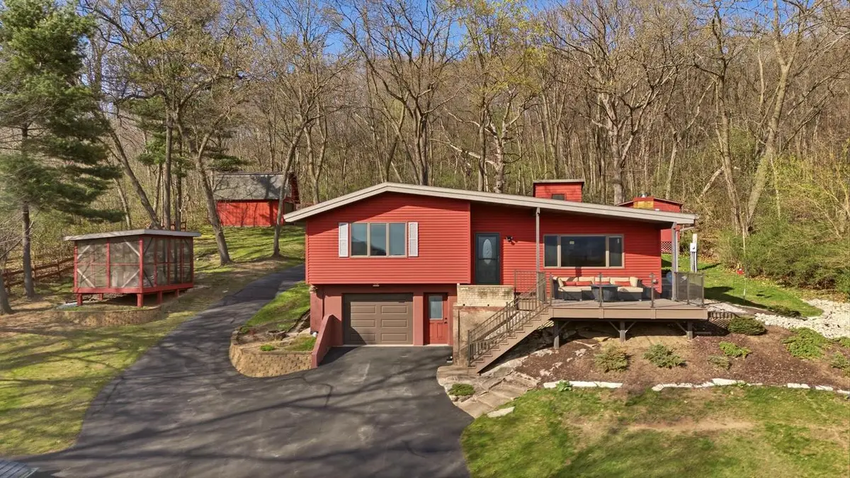 W25512 Sullivan ROAD, Trempealeau, WI 54661 - #1