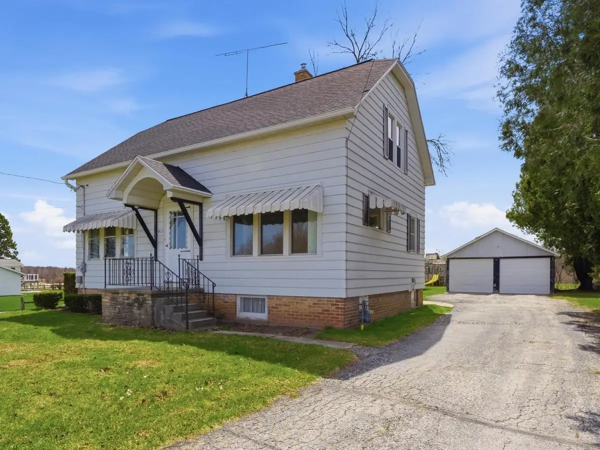 411 Packer DRIVE, Manitowoc, WI 54220 - #1