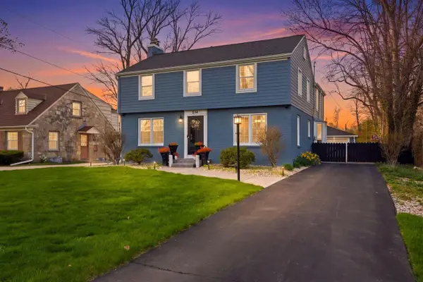 514 E Community PLACE, Milwaukee, WI 53217