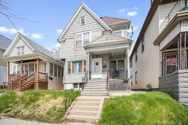 3204 Greenfield AVENUE, Milwaukee, WI 53215