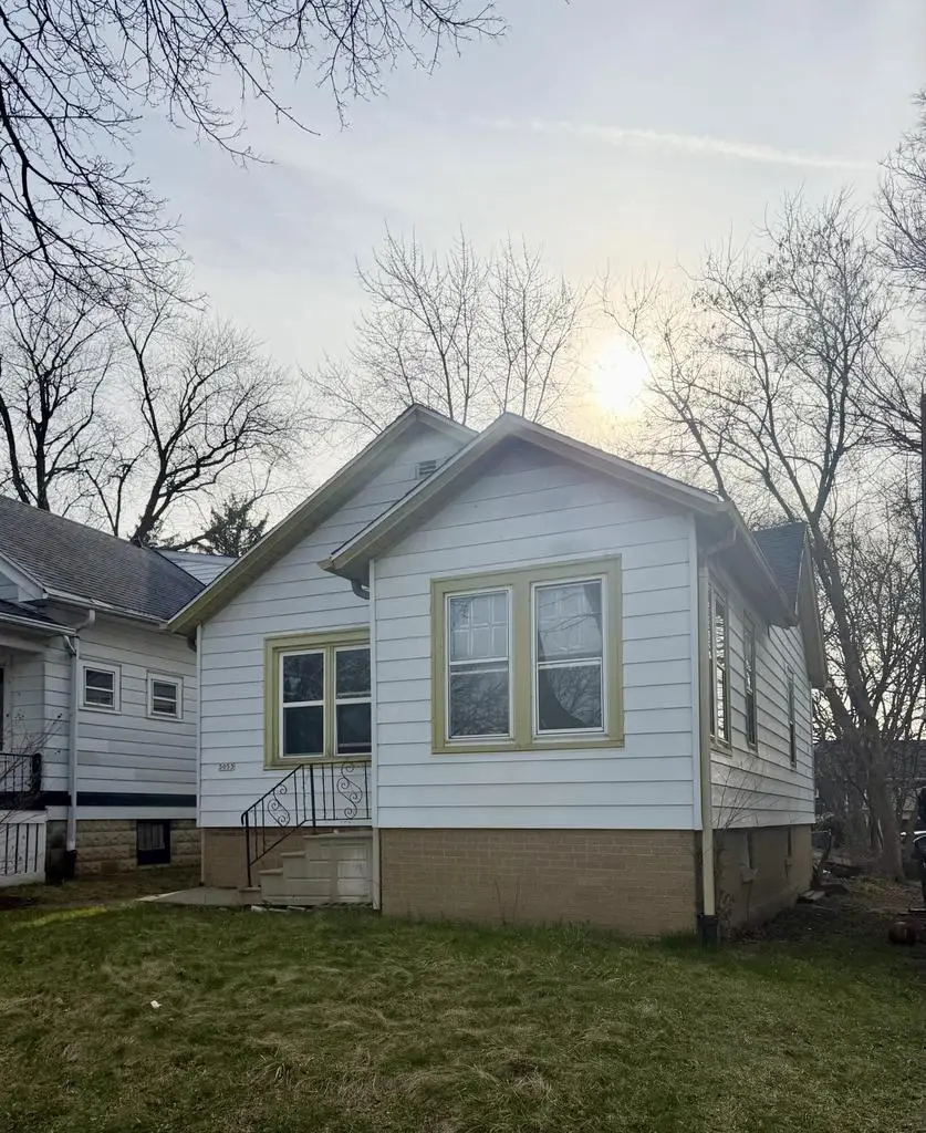 5053 N 28th STREET, Milwaukee, WI 53209 - #2