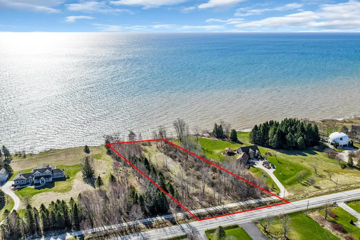 Lt1 COUNTY HIGHWAY Q-C, Manitowoc, WI 54220 - #1