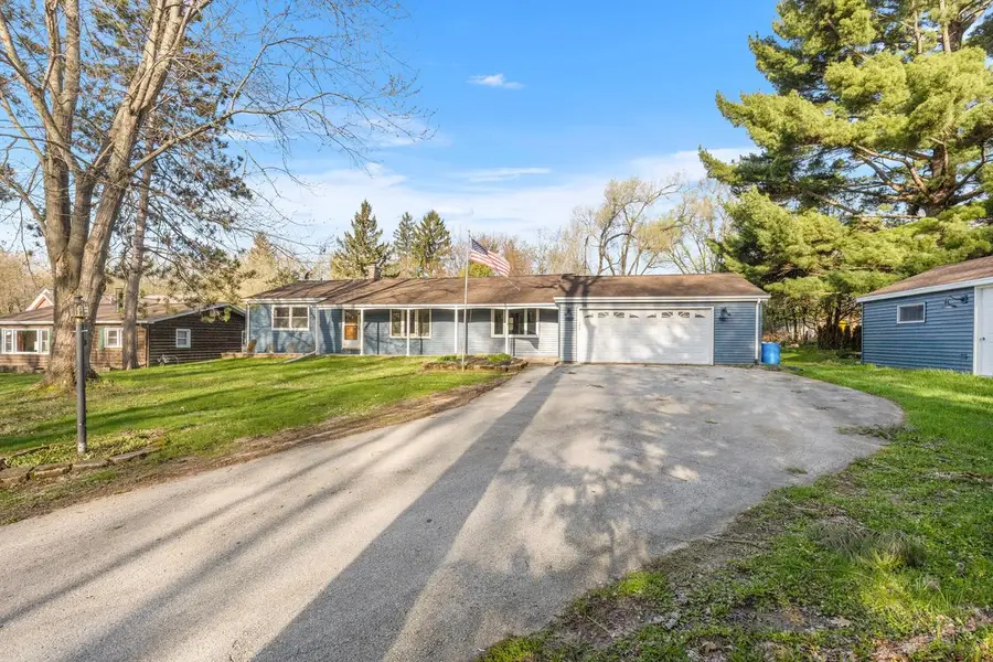 W377S3527 School Section Lake DRIVE, Dousman, WI 53118 - #3