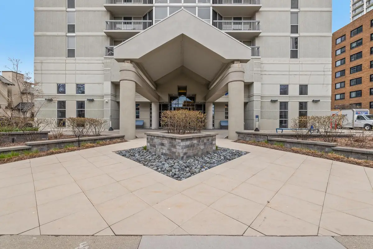 1660 Prospect AVENUE #2806, Milwaukee, WI 53202 - #1