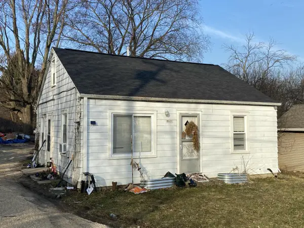 8621 Granville ROAD, Milwaukee, WI 53224