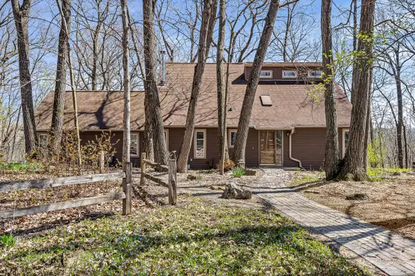 N1930 Forest Ridge DRIVE, La Crosse, WI 54601