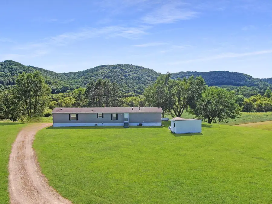 E2817 S Creek ROAD, De Soto, WI 54624 - #2