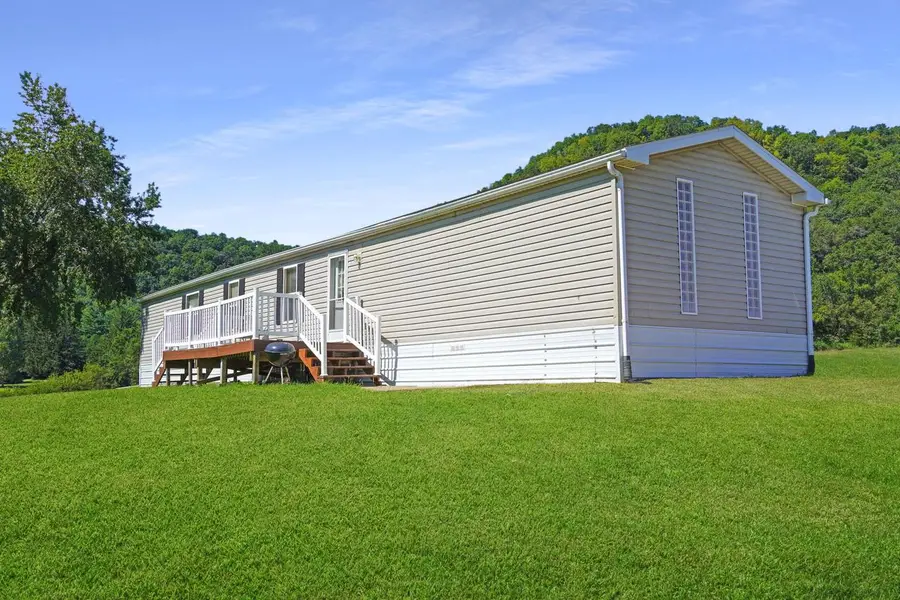 E2817 S Creek ROAD, De Soto, WI 54624 - #3