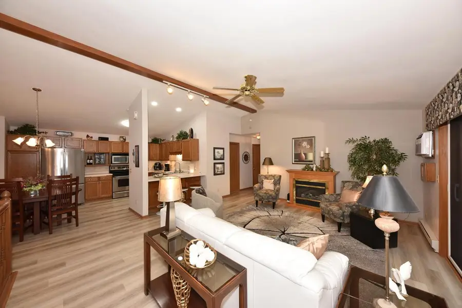 810 Rockingham COURT #C, West Bend, WI 53090 - #2