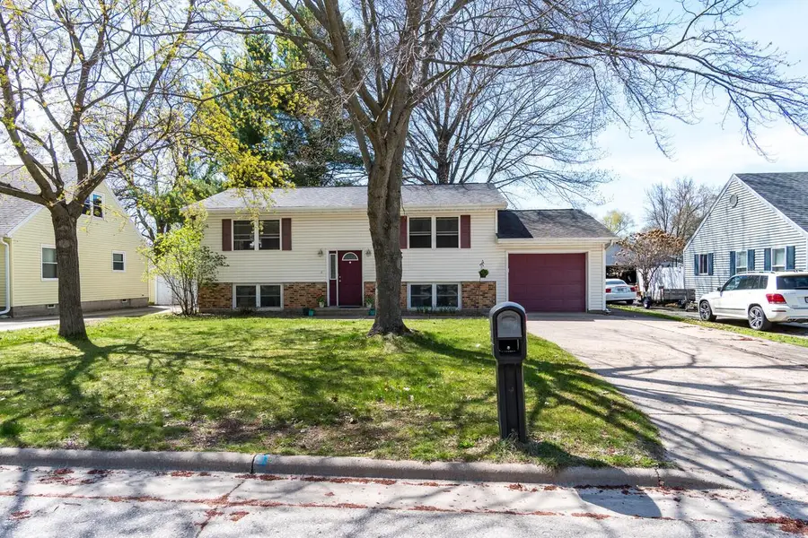 1518 31st STREET S, La Crosse, WI 54601 - #2