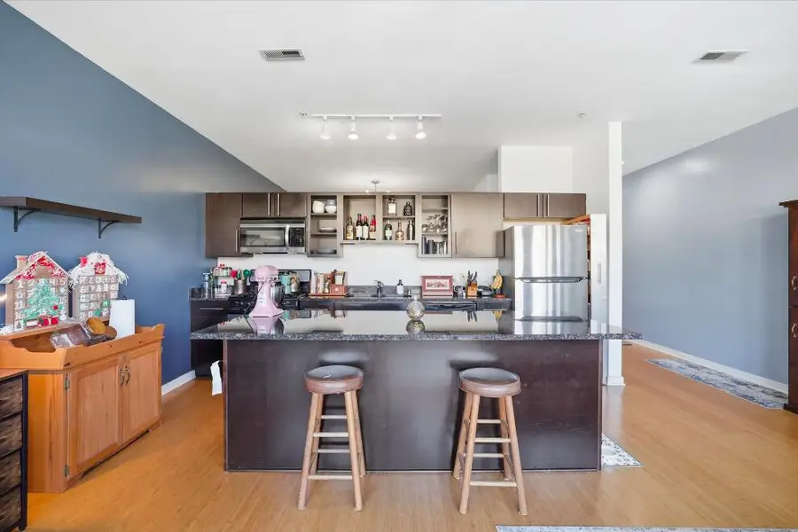 1902 Commerce STREET #504, Milwaukee, WI 53212 - #2