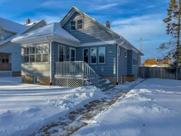 6220 W Girard AVENUE, Milwaukee, WI 53210
