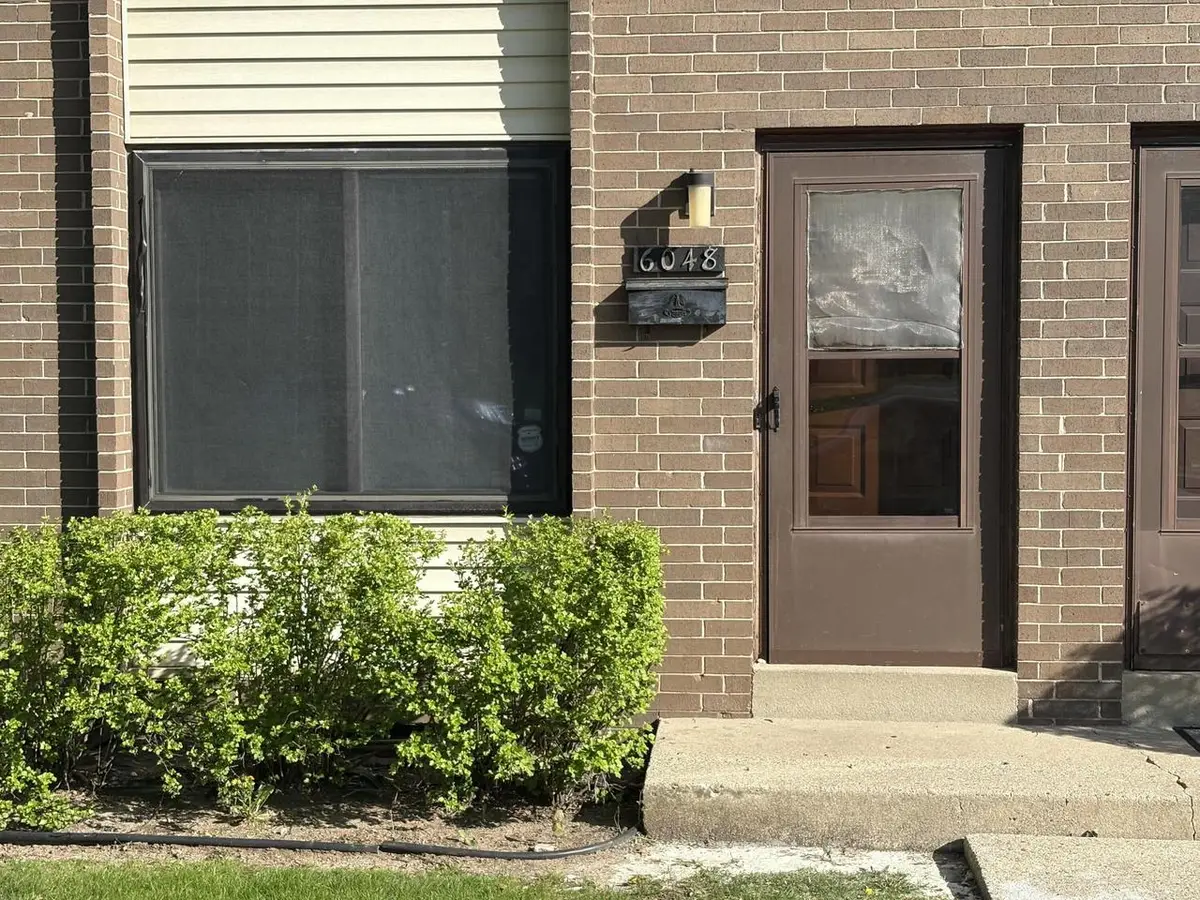 6048 Port STREET, Milwaukee, WI 53223 - #1