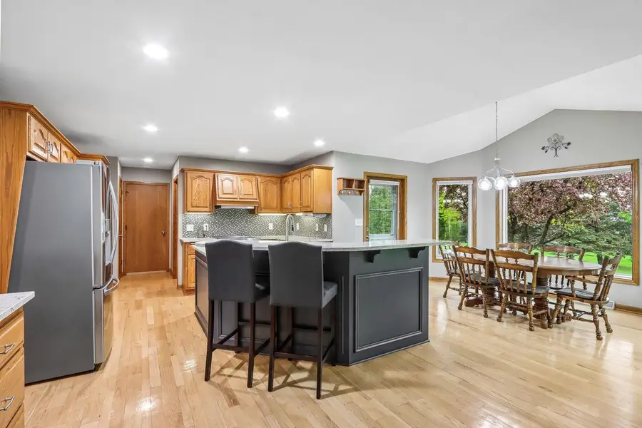 N53W26727 Arrowhead DRIVE, Pewaukee, WI 53072 - #3