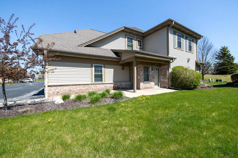 N55W17164 Ravenwood DRIVE, Menomonee Falls, WI 53051 - #3
