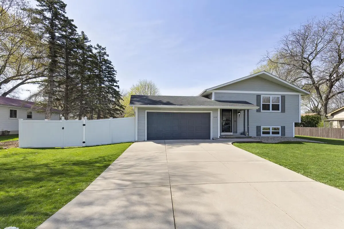 1113 Laurie DRIVE, Fort Atkinson, WI 53538 - #1
