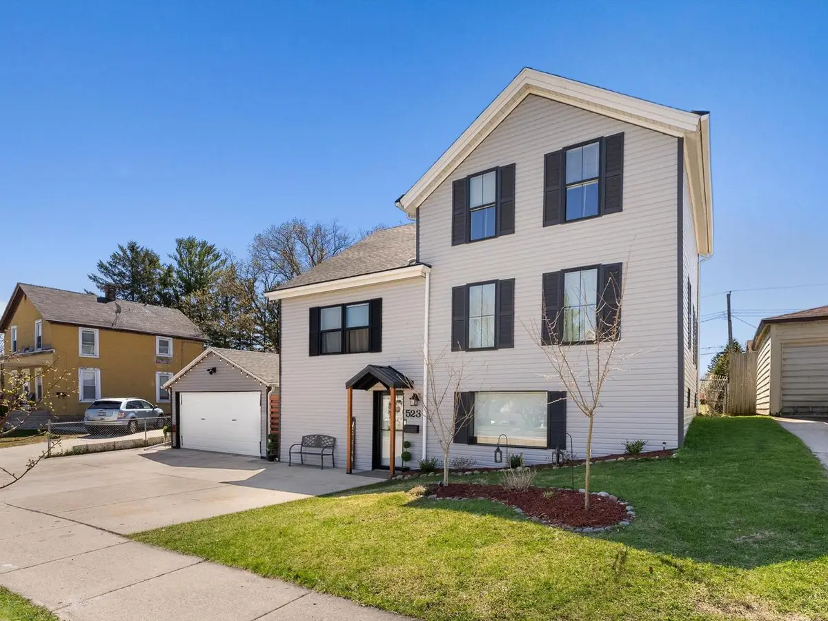 523 Washington STREET, Sheboygan Falls, WI 53085 - #1