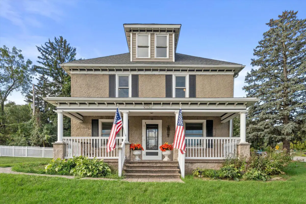 N86W16387 Appleton AVENUE, Menomonee Falls, WI 53051 - #1