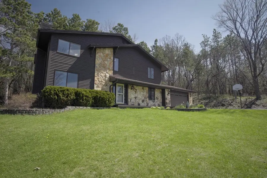 S46W35820 Meadows DRIVE, Dousman, WI 53118 - #3