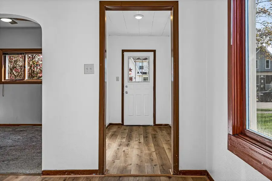 2135 Market STREET, La Crosse, WI 54601 - #2