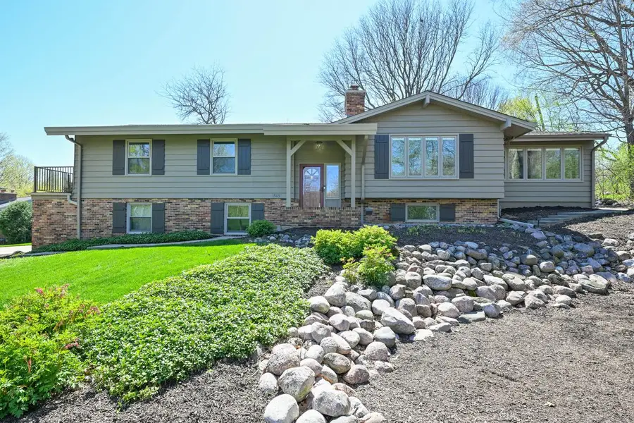 1565 Green Valley BOULEVARD, Brookfield, WI 53045 - #3