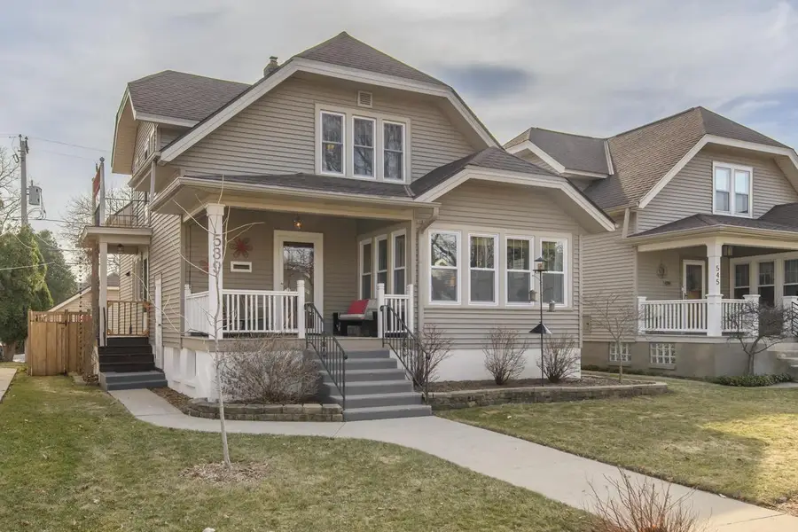 539 S 5th AVENUE, West Bend, WI 53090 - #2